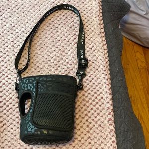 HydroJug Black Leopard Print w/strap